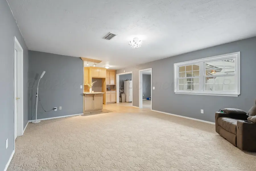 610 Avenue J, Hereford, TX 79045 - #3