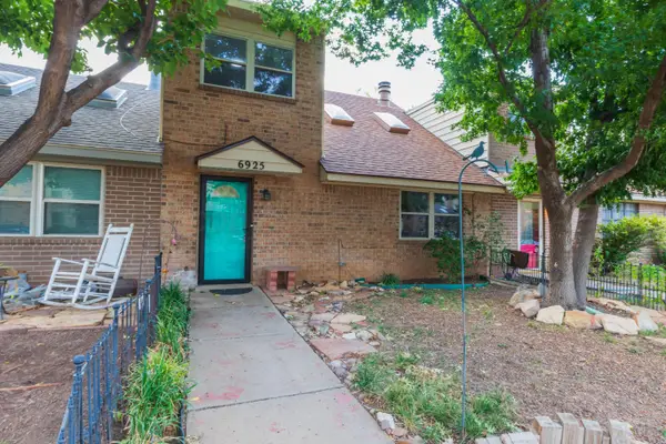 6925 Hurst Street, Amarillo, TX 79109-6939