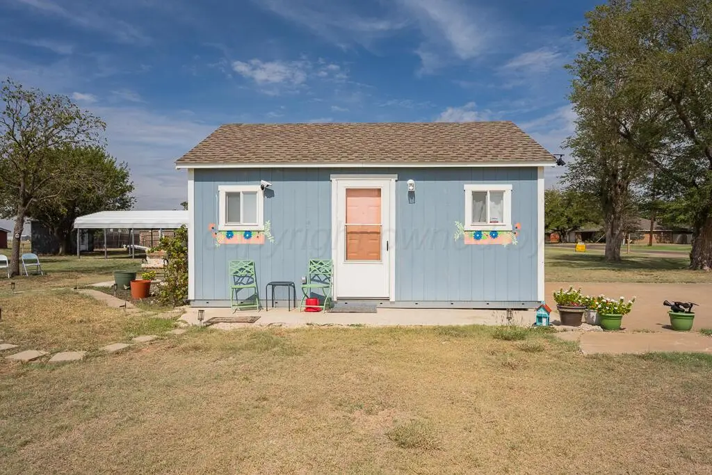 306 Alamo Street, Claude, TX 79019 - #1
