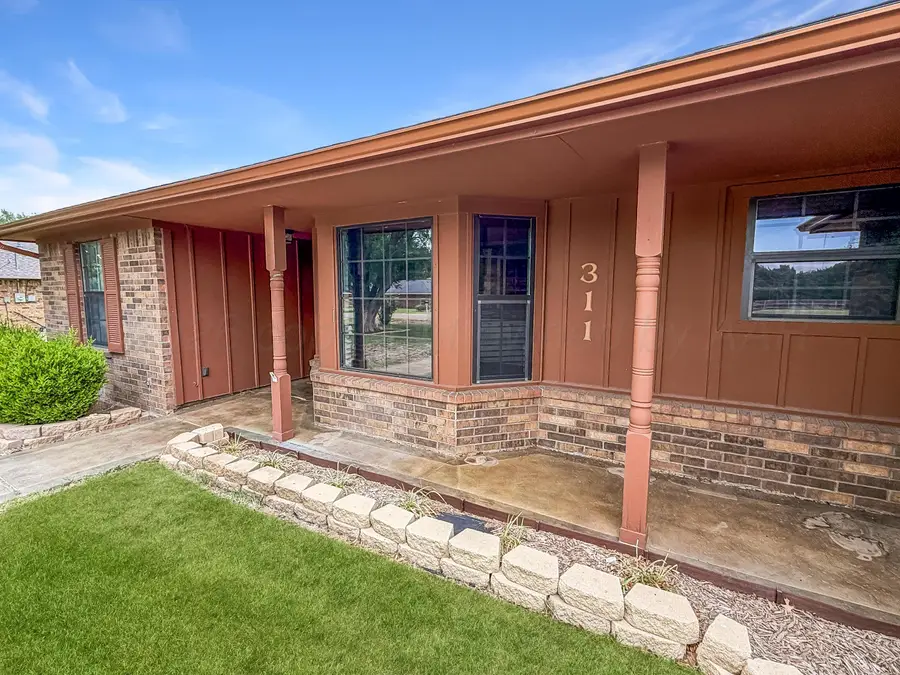 311 Bois D' Arc, Borger, TX 79007 - #3