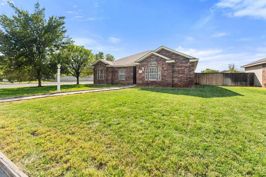 6212 S Bonham Street, Amarillo, TX 79118 - #3
