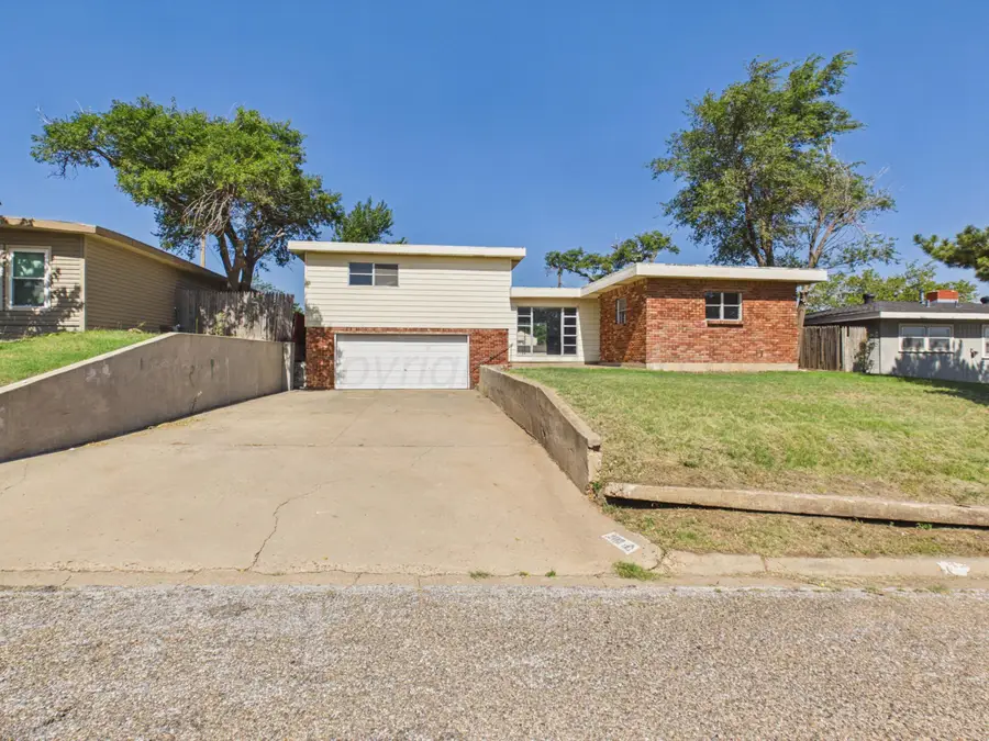 2 Home Property Portfolio, Borger, TX 79007 - #2