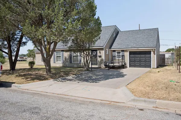 1201 Hamilton Street, Pampa, TX 79065-4705