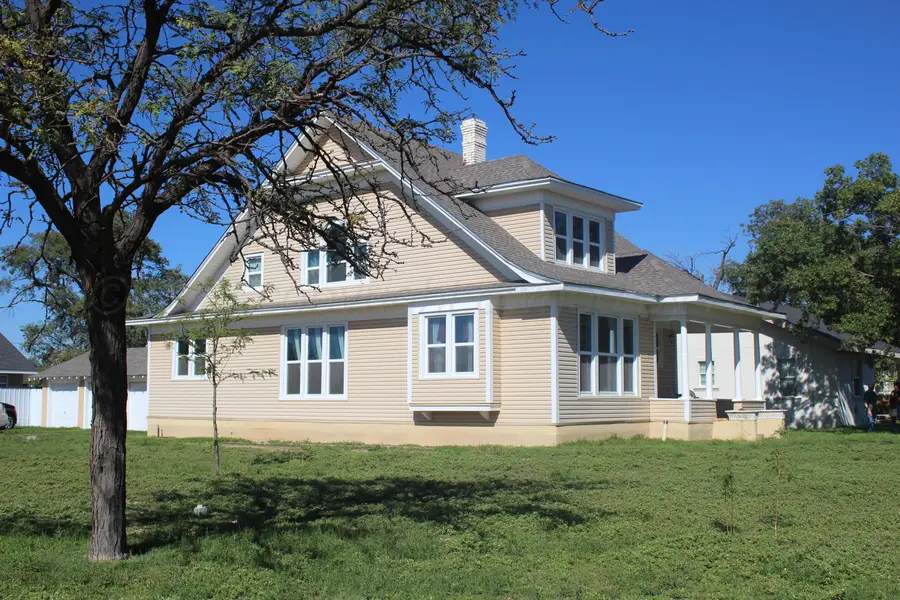 603 E 5th Street, Hereford, TX 79045 - #2