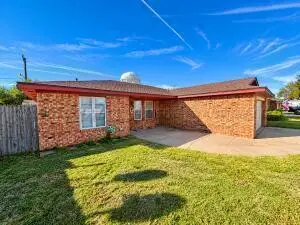 1019 Sierra Drive, Pampa, TX 79065-2733 - #2