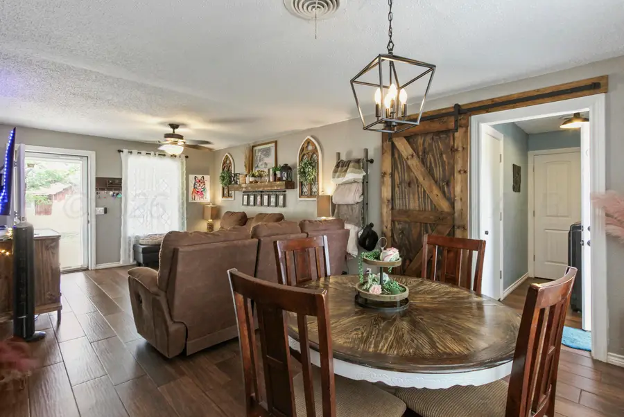 306 S Austin Street, Shamrock, TX 79079 - #3