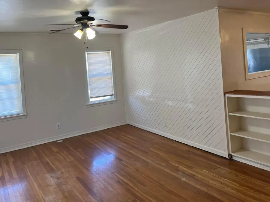 4001 S Lipscomb Street, Amarillo, TX 79110-1218 - #3
