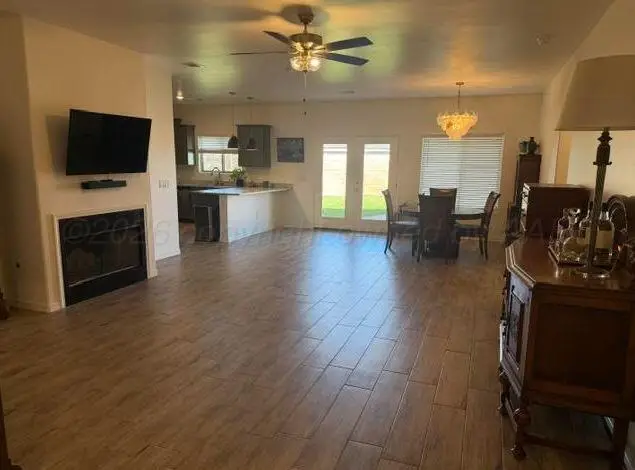 1304 Champagne Boulevard, Amarillo, TX 79124-1766 - #3