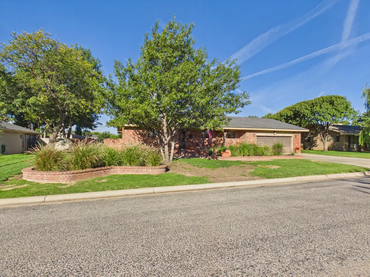 2549 N Aspen Drive, Pampa, TX 79065-3020 - #1