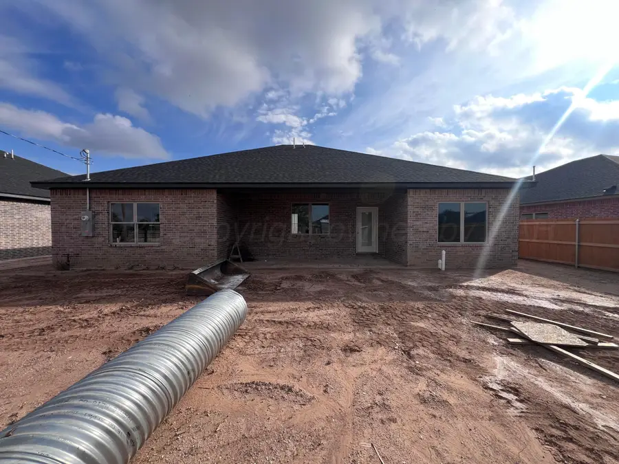 604 Columbia Drive, Hereford, TX 79045 - #2