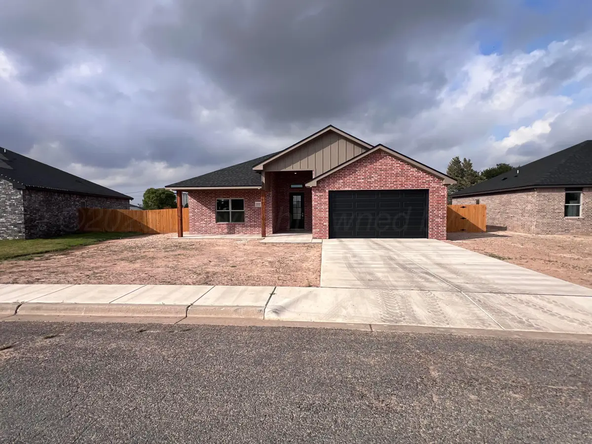 608 Columbia Drive, Hereford, TX 79045 - #1