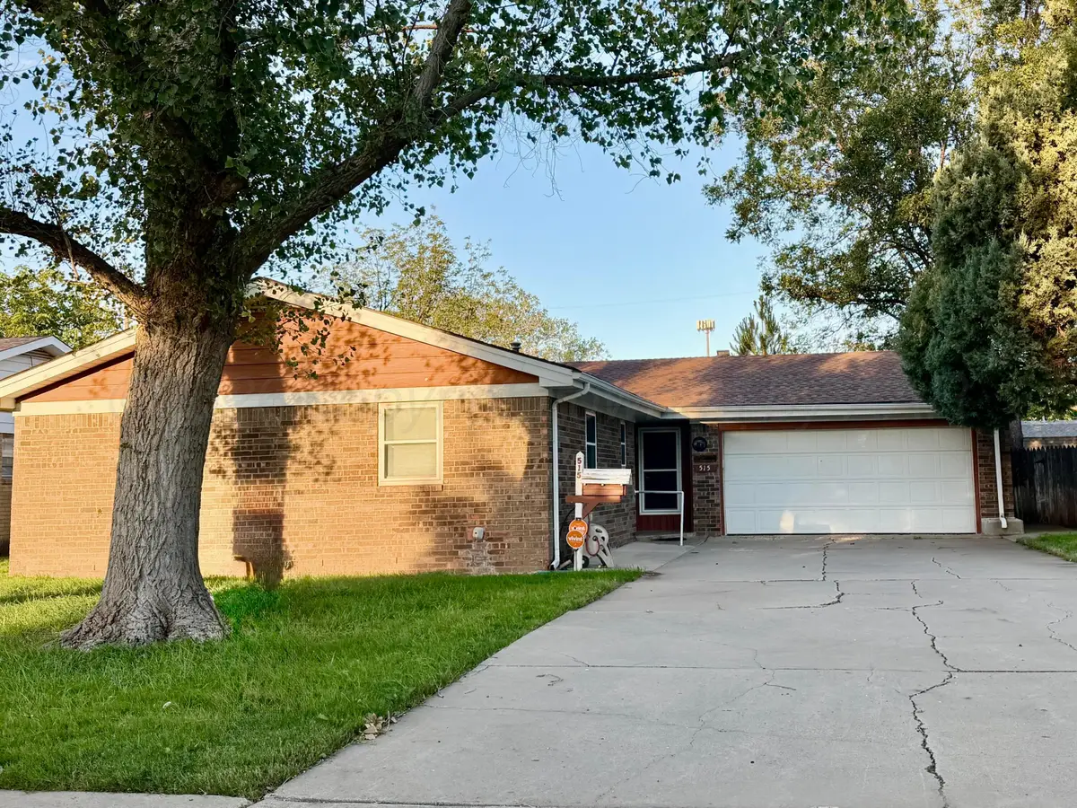 515 Pecan Avenue, Dumas, TX 79029-3015 - #1