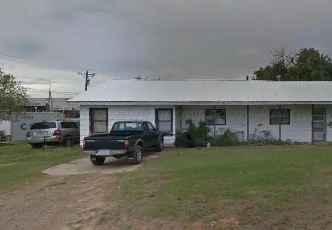 203 S Wells Street, Clarendon, TX 79226 - #1