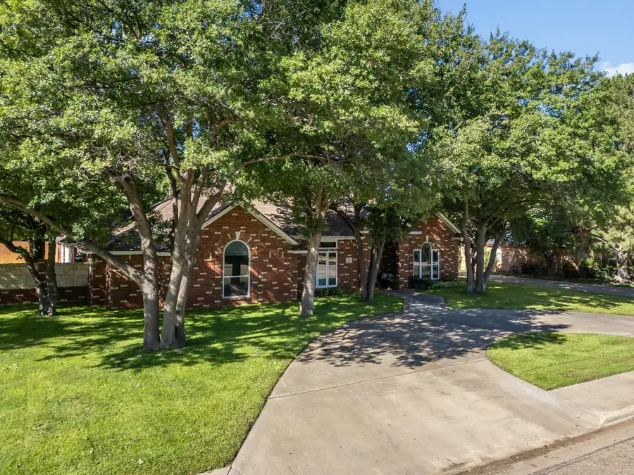 211 Bradley Lane, Dumas, TX 79029-3451 - #2
