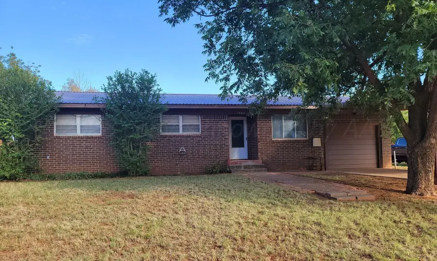 1307 14th, Paducah, TX 79248 - #2