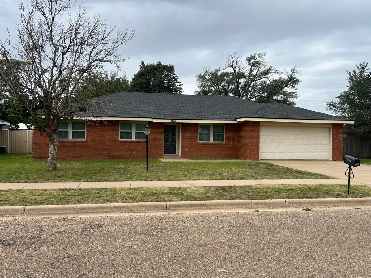 1503 Jackson Avenue, Friona, TX 79035 - #1
