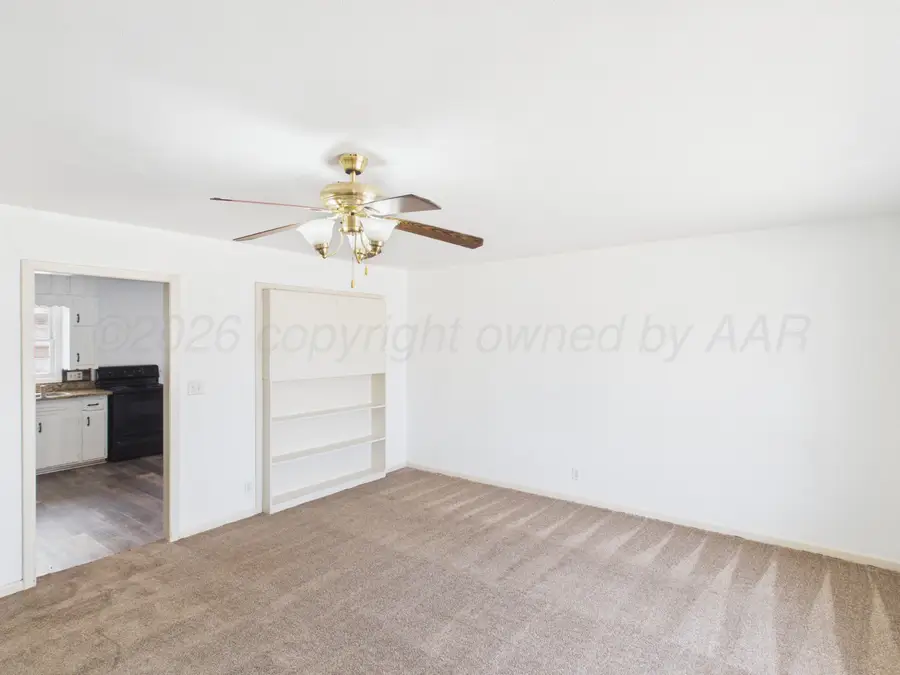 813 NE 3rd Street, Dumas, TX 79029-3338 - #2