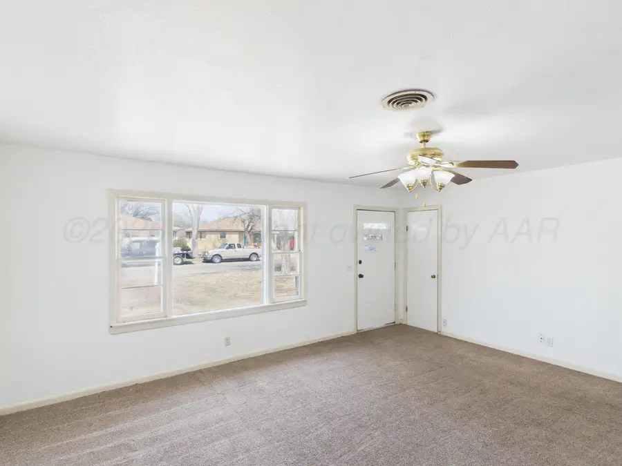 813 NE 3rd Street, Dumas, TX 79029-3338 - #3