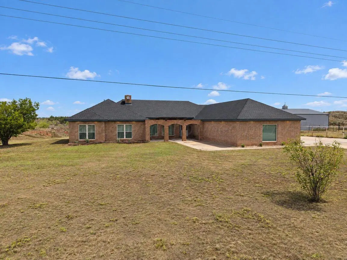 8591 Texas 136, Fritch, TX 79036 - #1