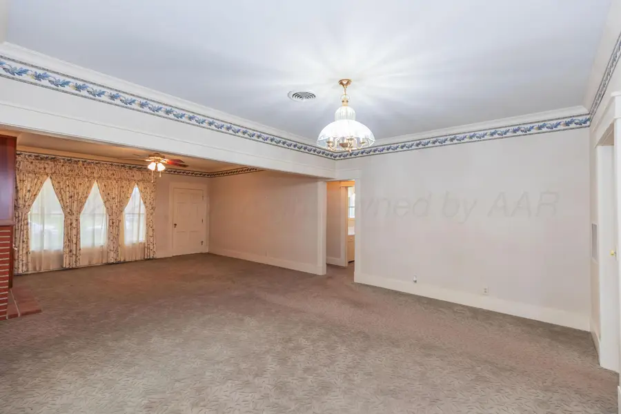 503 Euclid Avenue, Panhandle, TX 79068-1925 - #3