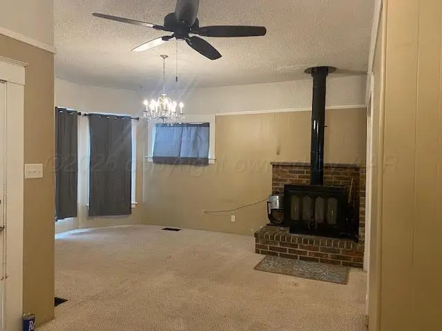 426 E Giraud Avenue, Canadian, TX 79014 - Image #2