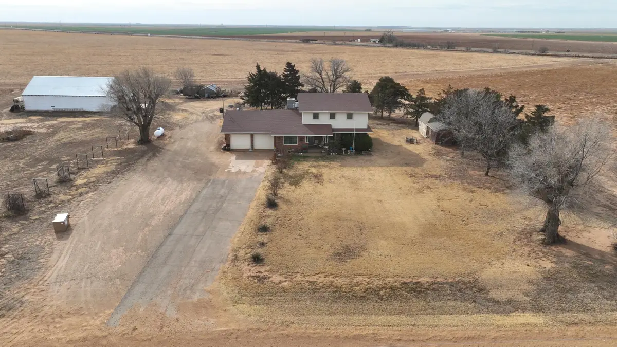 2034 Co Rd 621, Dimmitt, TX 79027 - Image #1