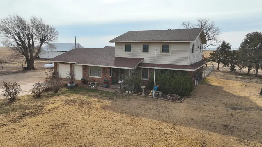 2034 Co Rd 621, Dimmitt, TX 79027 - Image #2