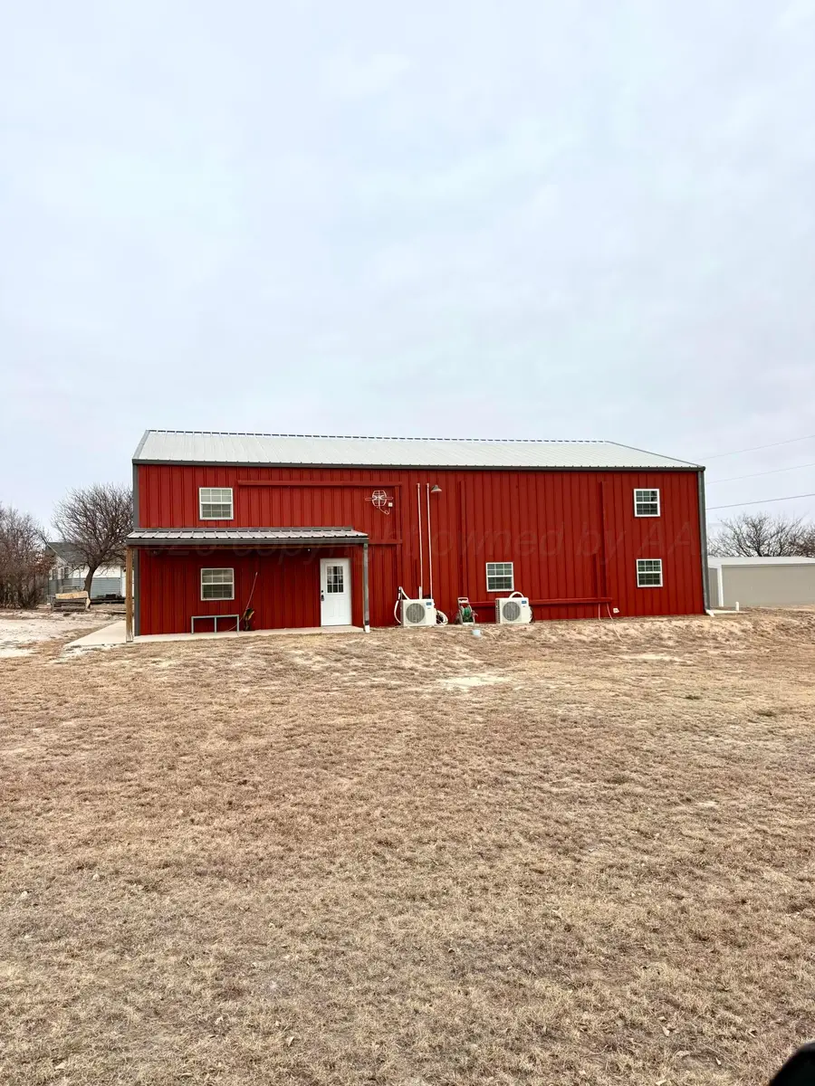 222 Bass Avenue, Howardwick, TX 79226 - #2