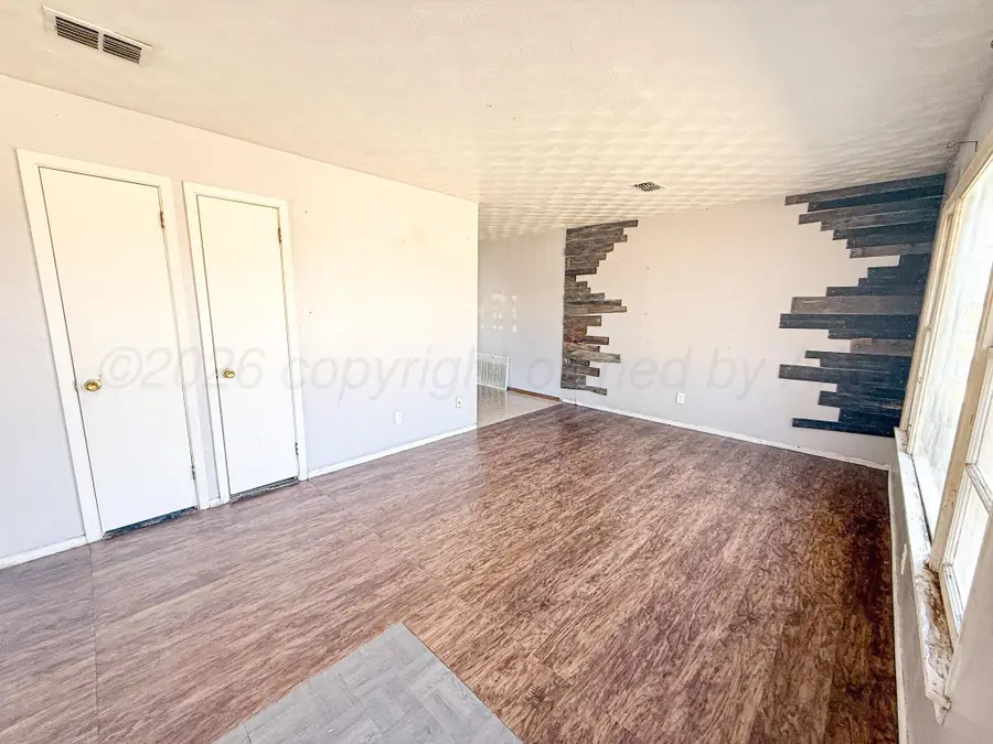 404 S Horn Street, White Deer, TX 79097 - #3