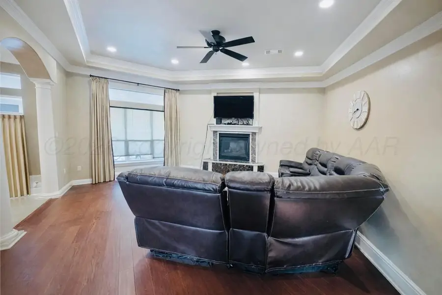 101 Floyd Avenue, Dumas, TX 79029-3553 - Image #3