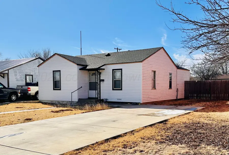 217 Oak Avenue, Dumas, TX 79029-2721 - Image #2