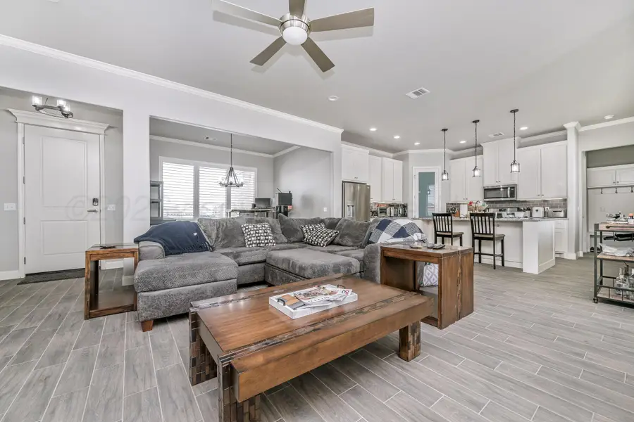 501 Country Club Drive, Canyon, TX 79015 - Image #3