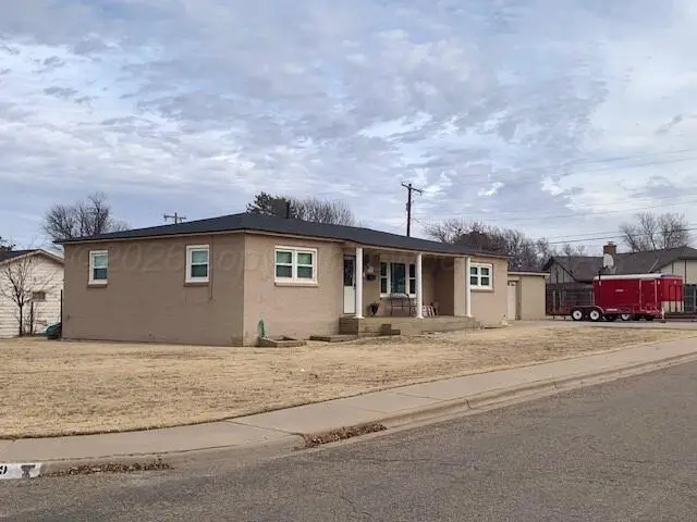 619 S Indiana Street, Perryton, TX 79070-2821 - Image #2
