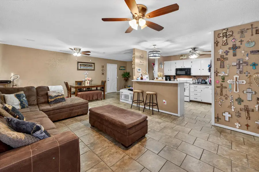 1007 Tudor Drive, Amarillo, TX 79104-3313 - Image #3