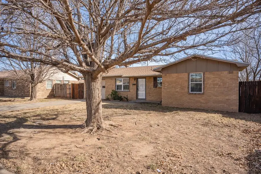 1746 Walker Drive, Amarillo, TX 79107-6659 - Image #2