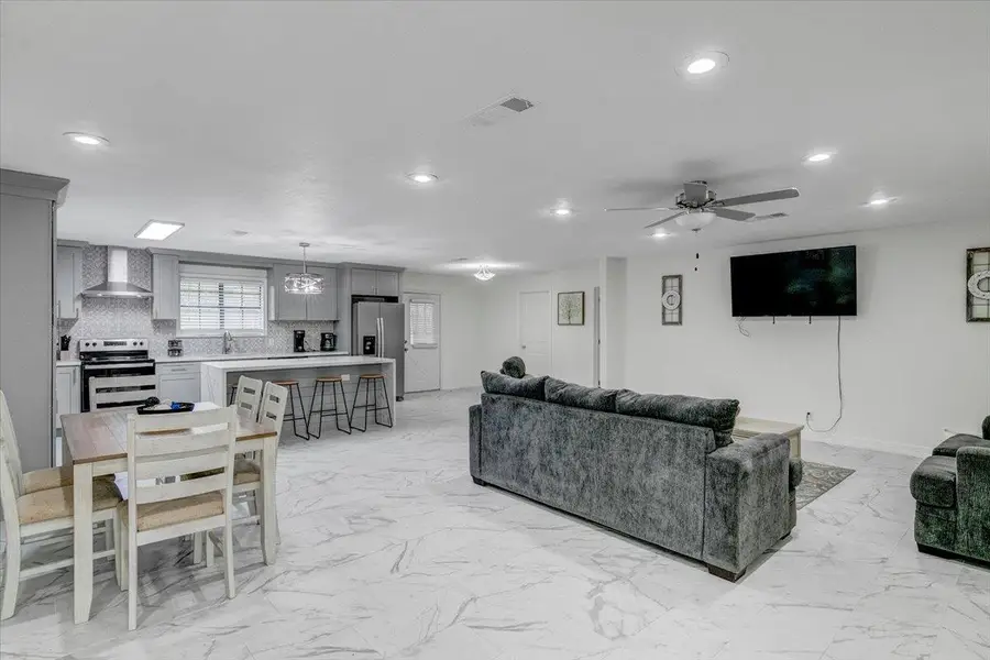 4595 Eaves Rd, Vidor, TX 77662 - #3