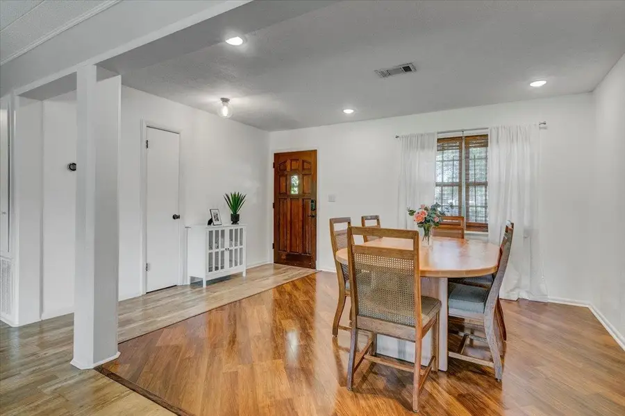 8630 Chateau Circle, Beaumont, TX 77707 - Image #3