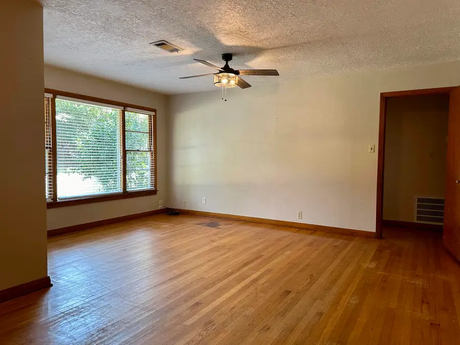 901 Myrtle, Woodville, TX 75979 - Image #3