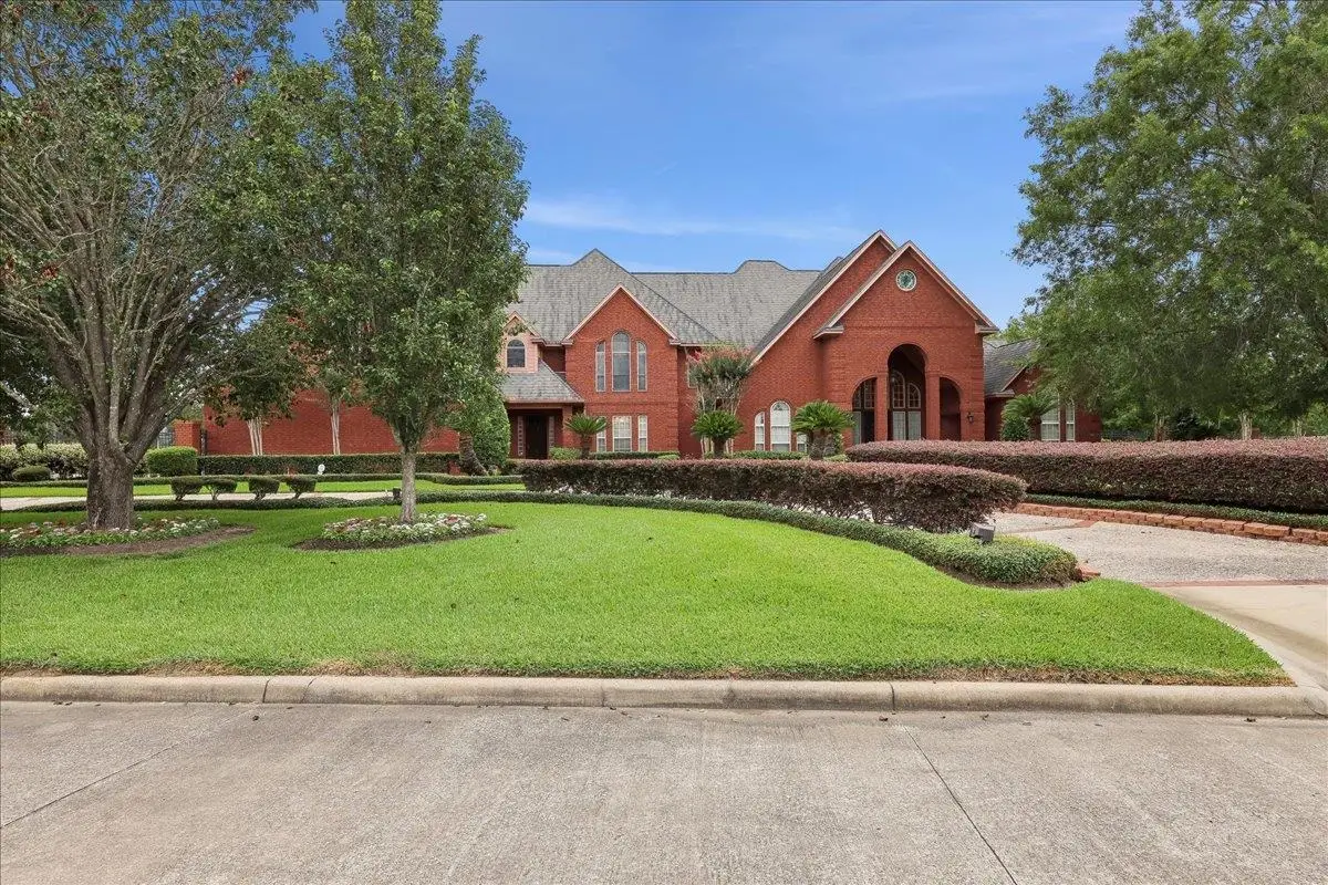 7510 SHADOW CREEK DR, Beaumont, TX 77707 - Image #1