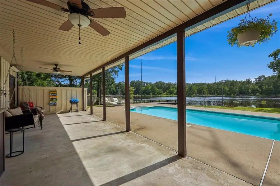 607 Cypress Bend Dr, Village Mills, TX 77663 - Image #3