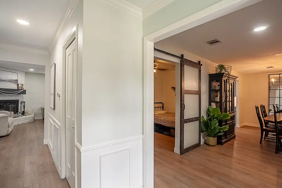 2911 Nashville, Nederland, TX 77627 - Image #3