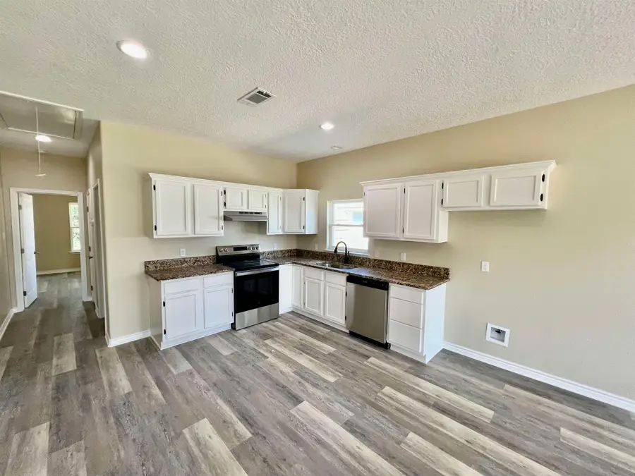 270 Railroad St., Sour Lake, TX 77659 - Image #3