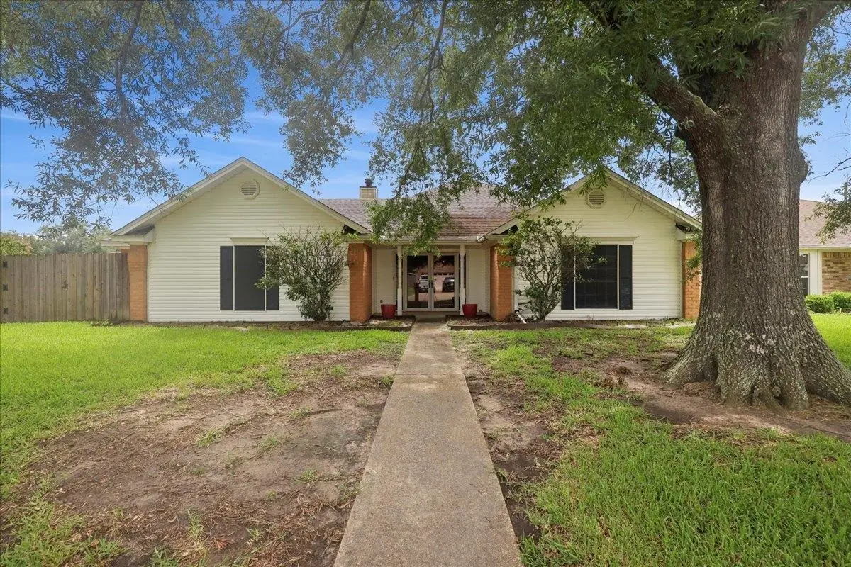 1120 Meadowvale Drive, Beaumont, TX 77706 - Image #1