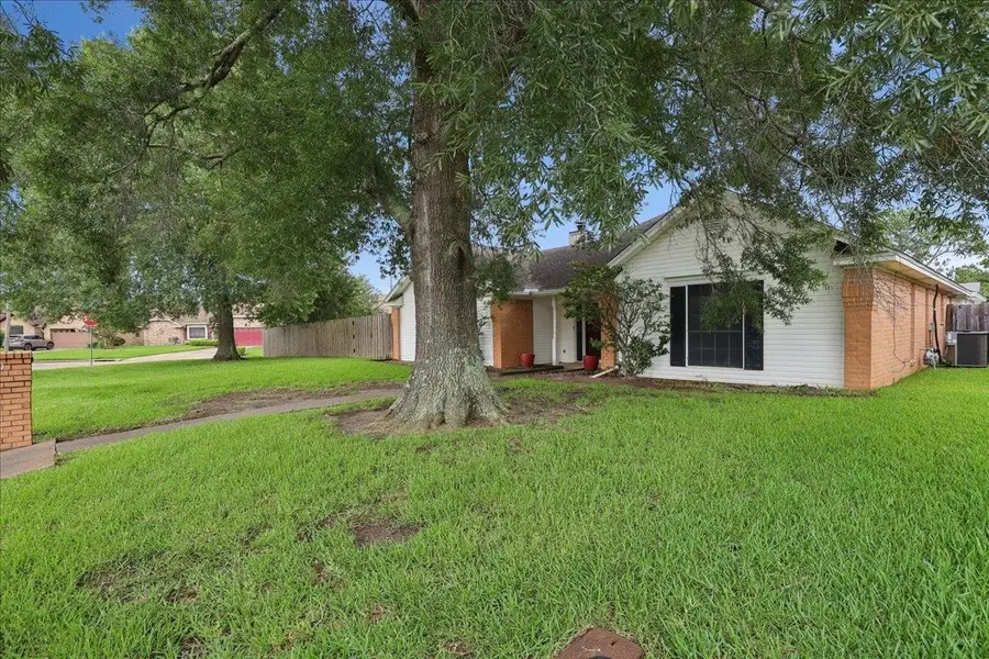1120 Meadowvale Drive, Beaumont, TX 77706 - Image #3