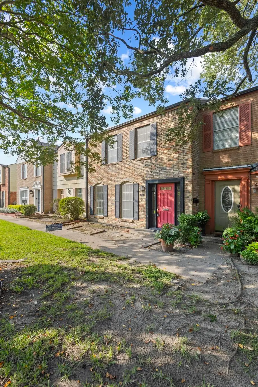 6334 Ivanhoe Ln., Beaumont, TX 77706 - Image #3