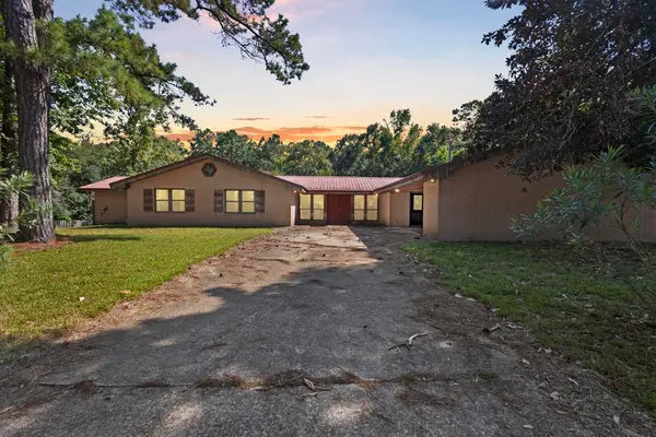 303 W Stringer St., Kirbyville, TX 75956