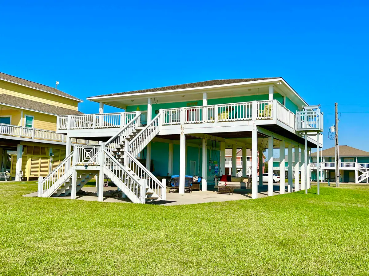 3174 Sea Castle, Crystal Beach, TX 77650 - #1