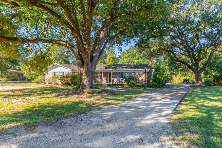 435 S Inwood, Bridge City, TX 77611 - Image #2