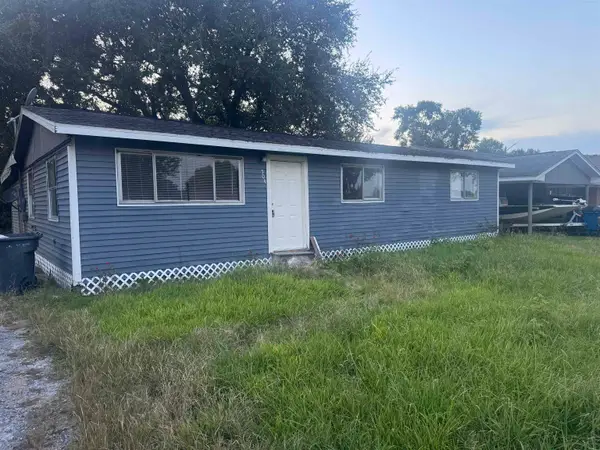 504 David, Bridge City, TX 77611