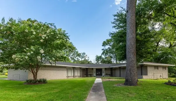 5990 N. Circuit, Beaumont, TX 77706